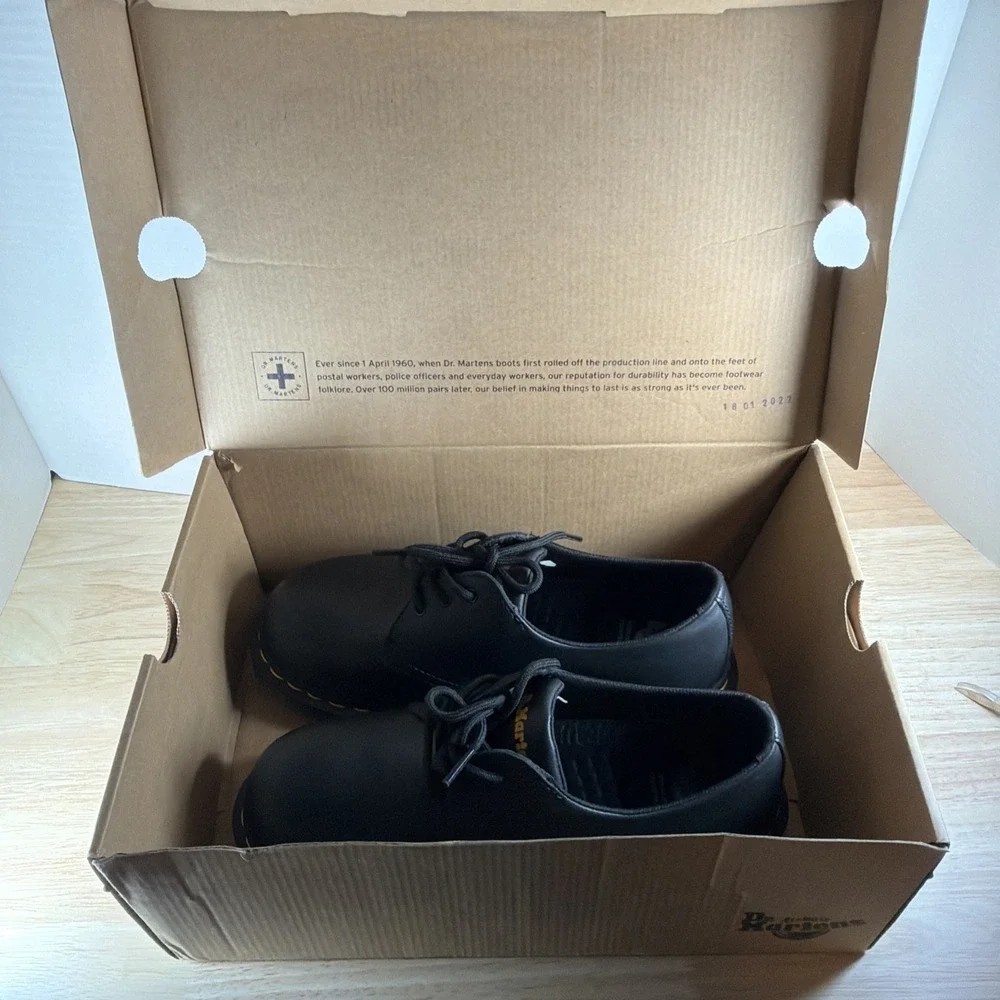 Doc Dr. Martens 1461 SR Women's 8 Men's 7 Slip Resistant Safety Work Shoes Black